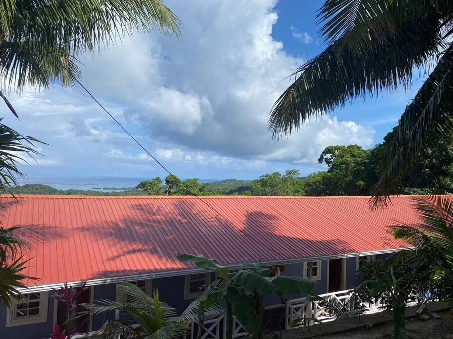 Mr, Crab Apartment Six Huts Exterior photo
